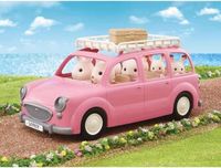 Sylvanian Families, Monospace auto rose, set de pique-nique pour la famille, 7 figurines, dimensions : 300 x 170 x 150 mm