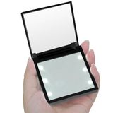 DRW Draagbare spiegel met LED-licht acryl in zwart, 1,2 x 7 x 7 cm