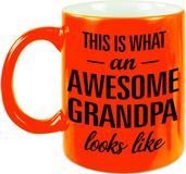 Bellatio Decorations Bol This is what an awesome grandpa looks like cadeau mok / beker - 330 ml - neon oranje