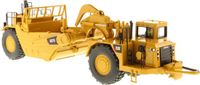 Diecast Masters Cat 657G Scraper - 1:50 - Core Classics Series