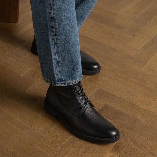 Manfield - Heren - Zwarte leren veterboots - Maat 40