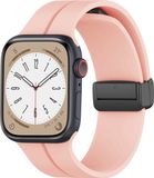 Strap-it Magnetische Siliconen band - Geschikt voor Apple Watch bandje - Roze - Siliconen bandje met D-buckle sluiting - iWatch sportbandje voor maat: 44mm / 45mm / 46mm / 49mm