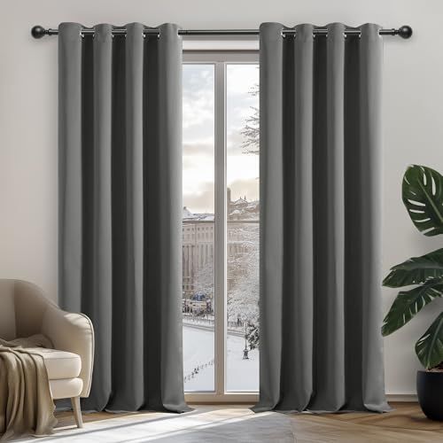 Deconovo Verduisterende Gordijnen met Ringen – Kant en Klaar Thermische Gordijnen voor Slaapkamer en Woonkamer, Lichtgrijs, 140x180 cm (2 stuks)