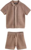 Next - Jongens - Groen - Set van gebreid poloshirt met textuur en knoopsluiting en korte broek - Bruin