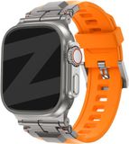 Bandz Liquid silicone band 'Explorer' - Luxe horlogeband geschikt voor Series Apple Watch 1/2/3/4/5/6/8/9/10/11/SE(2-3)/Ultra(2-3) - iWatch bandje voor grote maten 44mm 45mm 46mm 49mm (oranje met titanium connectors)