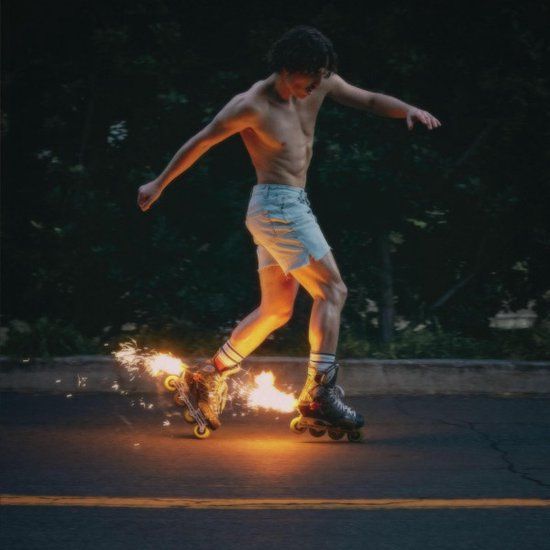 Bertus Distributie Warner Records Label Fireworks & Rollerblades