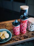 Qwetch Travel mug Geïsoleerd - Flowers Rood