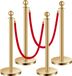 4 supports de pote dorés, 2 cordes de velours rouges, base avec injection de sable