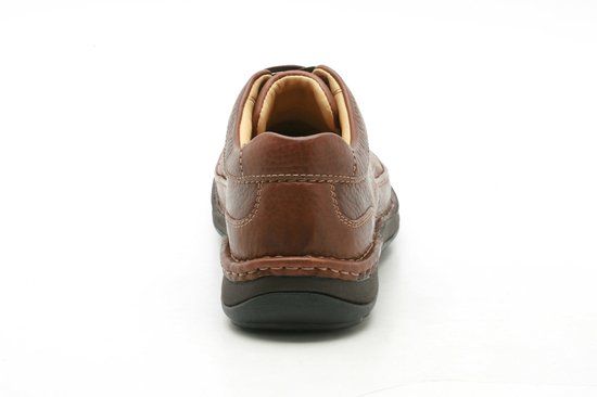 Clarks Heren Veterschoenen - Bruin - Maat 39