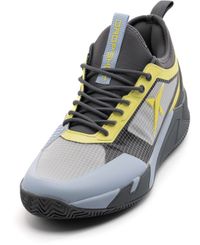 Badminton