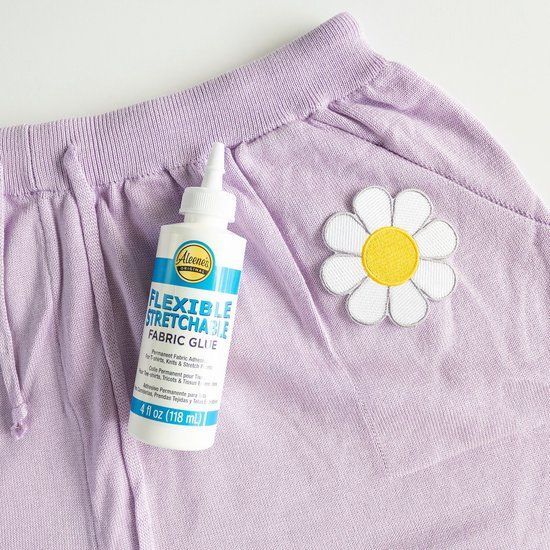 Aleene's - Flexible & Stretchable Fabric Glue - 118ml