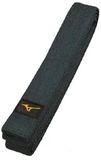 Mizuno Judoband Obi Japan IJF | Zwart (Maat: 4.5 (285))