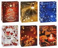 TSI Geschenkzakjes KERSTSERIE 8, verpakking van 12, grootte: groot (HxBxD 32 x 26 x 13,5 cm), art. nr. 83318