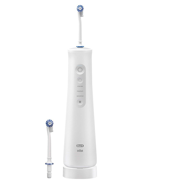 Oral-B AquaCare 6 Pro-Expert wit