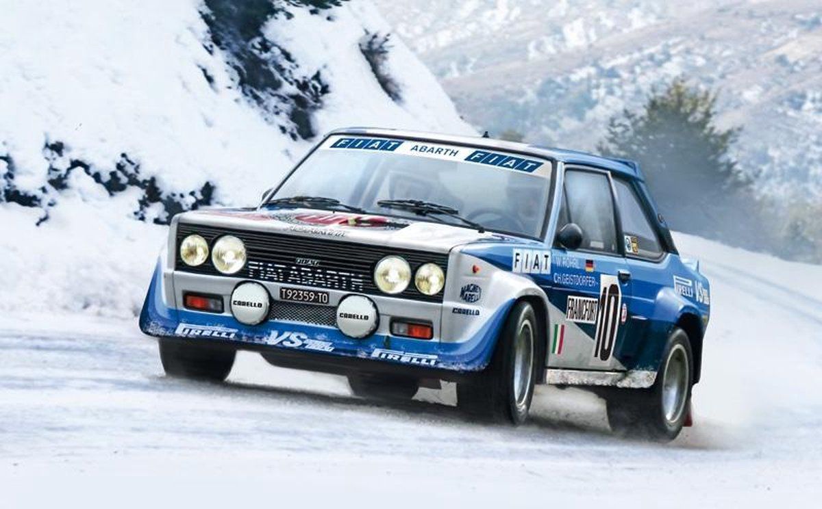 Italeri 3662S - 1:24 Fiat 131 Abarth Rally - Modelbouw Bouwpakket
