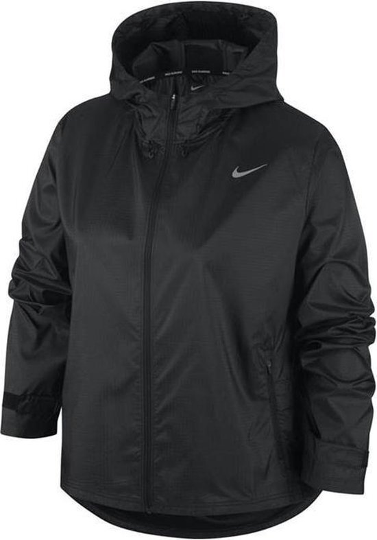 Nike Essential Jacket