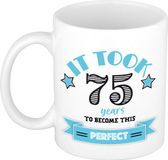 Bellatio Decorations Verjaardag cadeau mok 75 jaar - blauw - grappig - 300 ml - keramiek