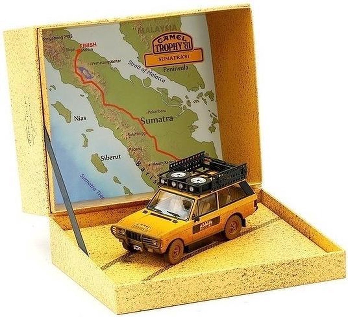 LAND ROVER Range Rover 'Camel Trophy' Sumatra Dirty Version 1981 - 1:43 - Almost Real