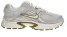 Nike V5 Rnr Fashion Sneaker Beige Dames maat 42