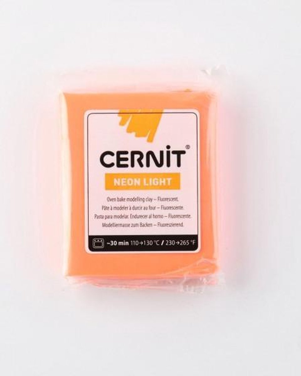 Cernit klei Neon Oranje 752 - 56gr