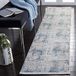 Safavieh Hedendaags tapijt voor woonkamer, eetkamer, slaapkamer - Dream Collection, korte pool, grijs en blauw, 61 x 213 cm