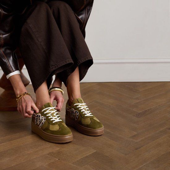 Manfield - Dames - Groene suède sneakers - Maat 41