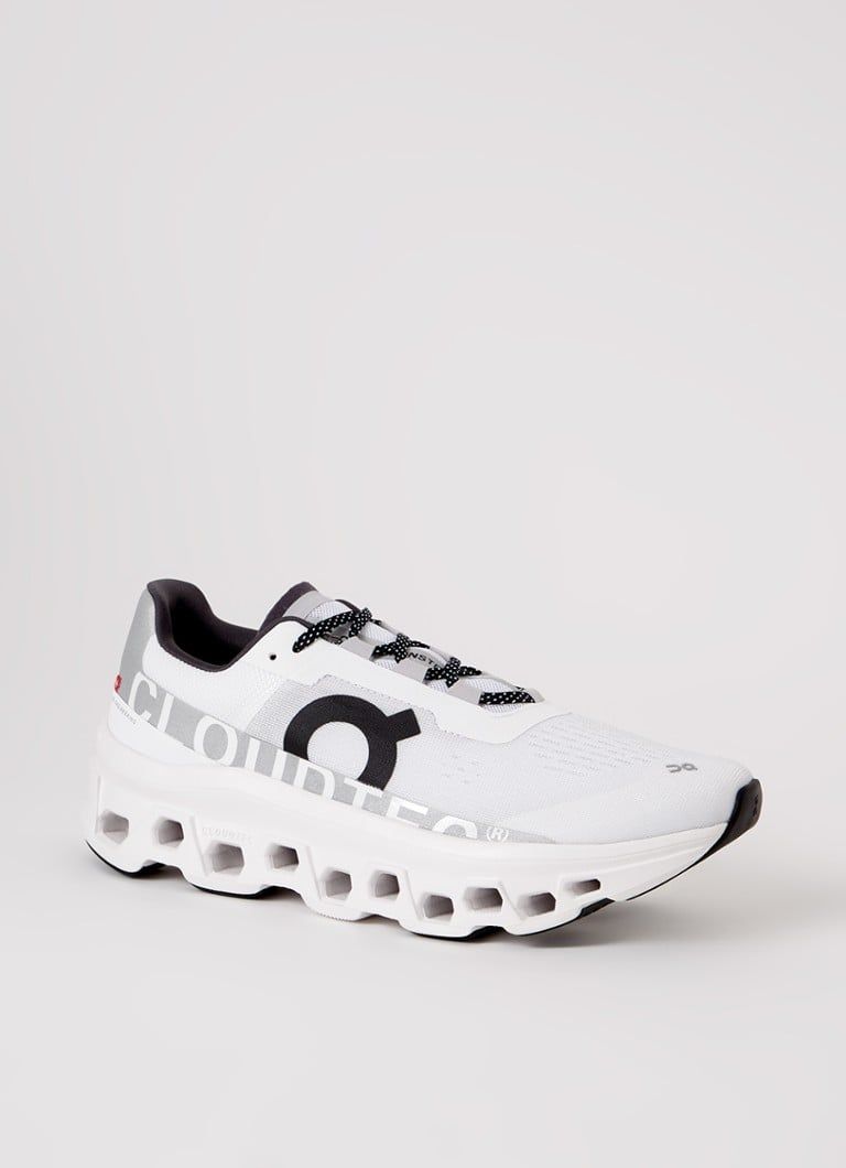 On Cloudmonster sneaker met mesh details