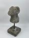 Tête de bélier sur pied - taille M - Béton - Gris - 24.5x9.5x9.5cm
