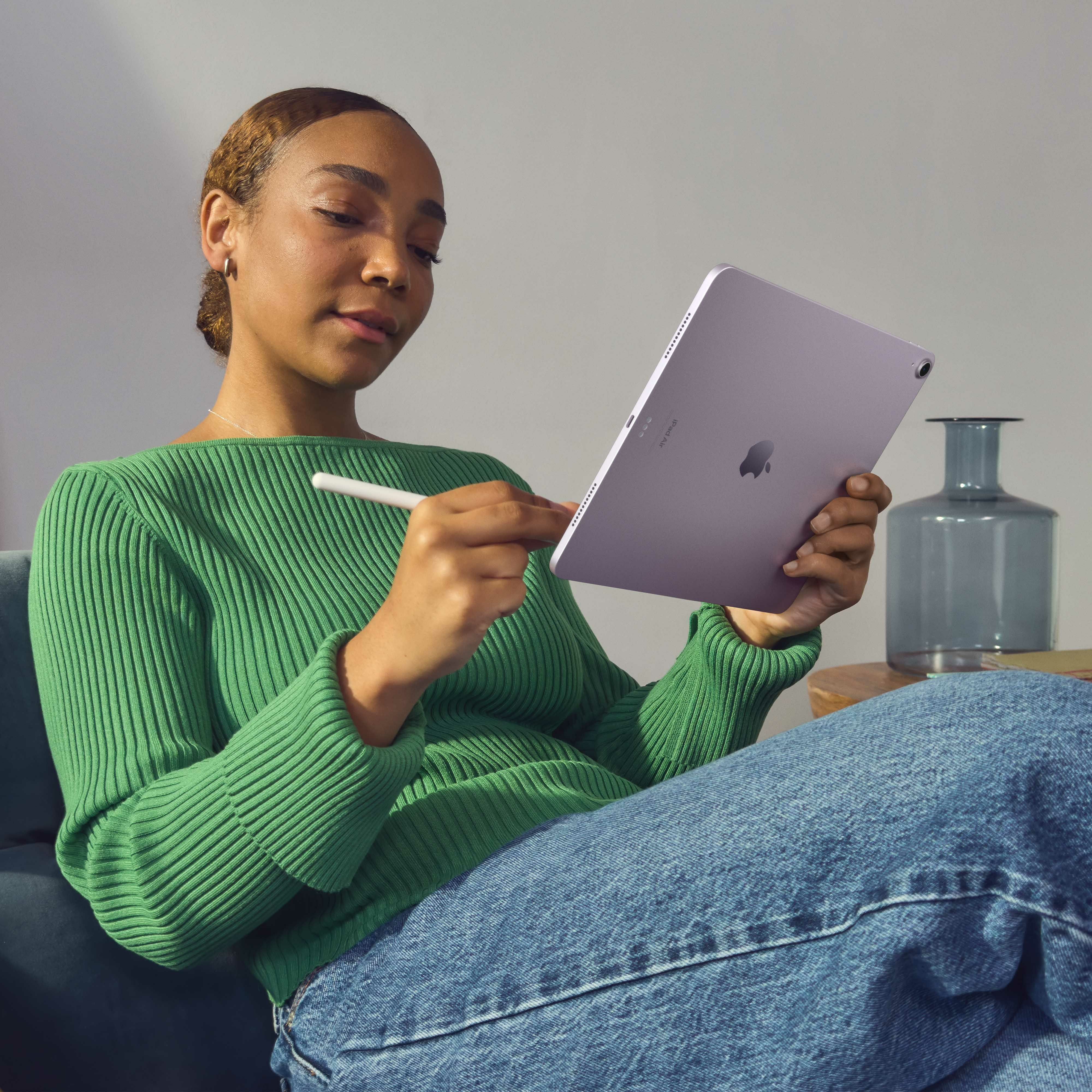 Apple iPad Air / 5G / 128 GB / Grijs