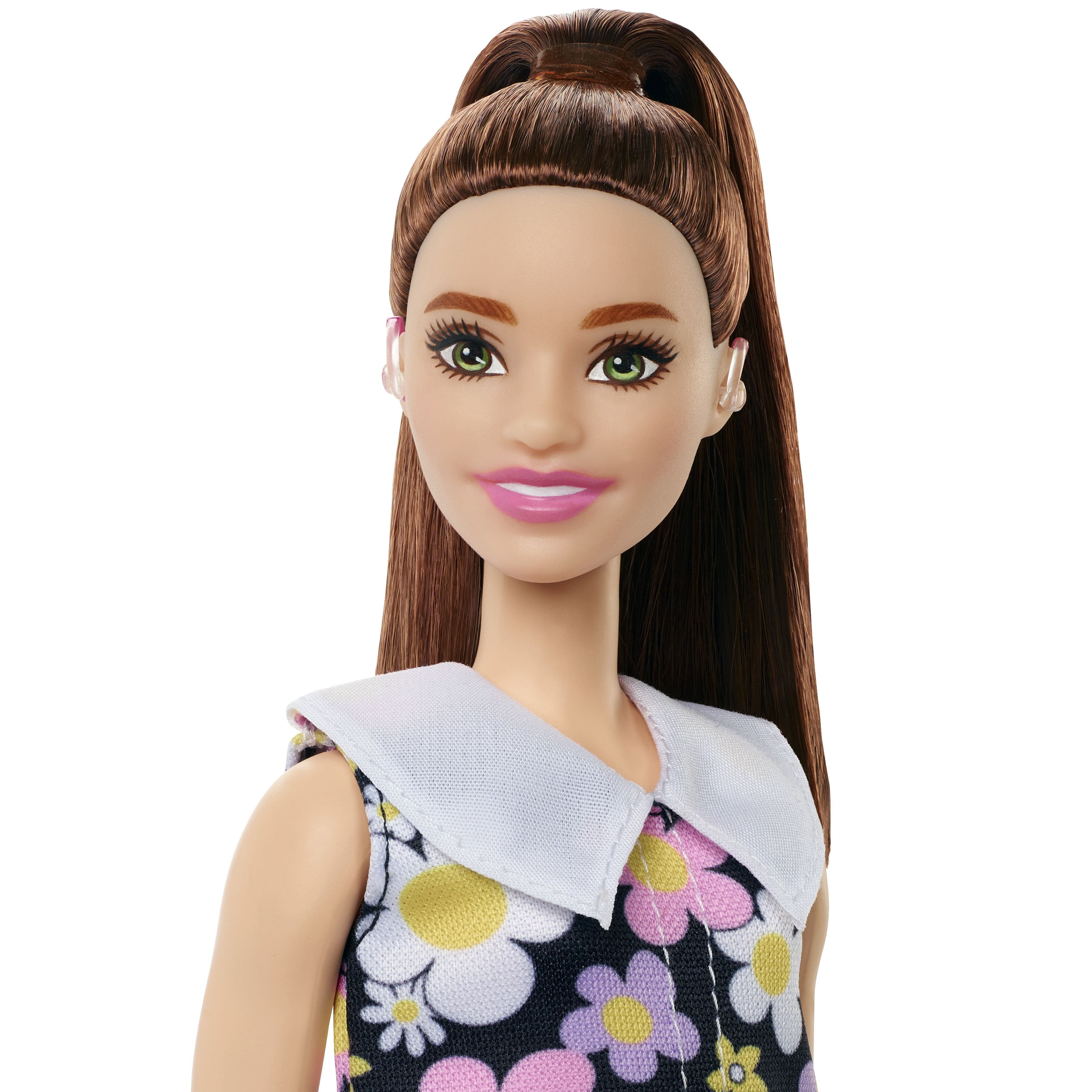 Barbie Fashionistas HBV19