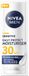 Nivea Men Sensitive Hydraterende lichte gezichtscrème met vitamine E, provitamine B5 en kamille SPF 30, 50 ml