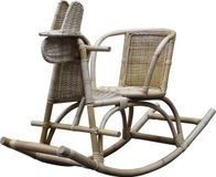 AVH-Collectie Mustang rotan hobbelpaard beige