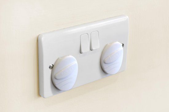Safety 1st Stopcontactbeschermers met sleutel (12 stuks)