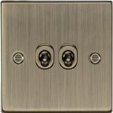 Knightsbridge CSTOG2AB 2-weg tuimelschakelaar, antiek messing, 10A, 2G, vierkante rand