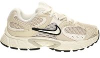 Nike V5 RNR Sneakers Dames Beige