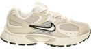 Nike V5 RNR Sneakers Dames Beige