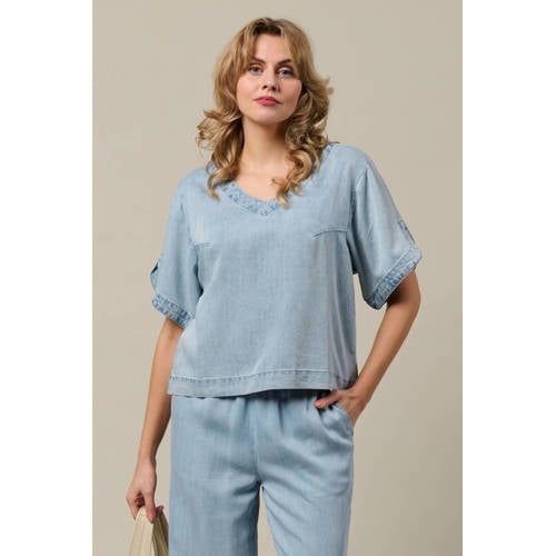 &Co Woman top lichtblauw