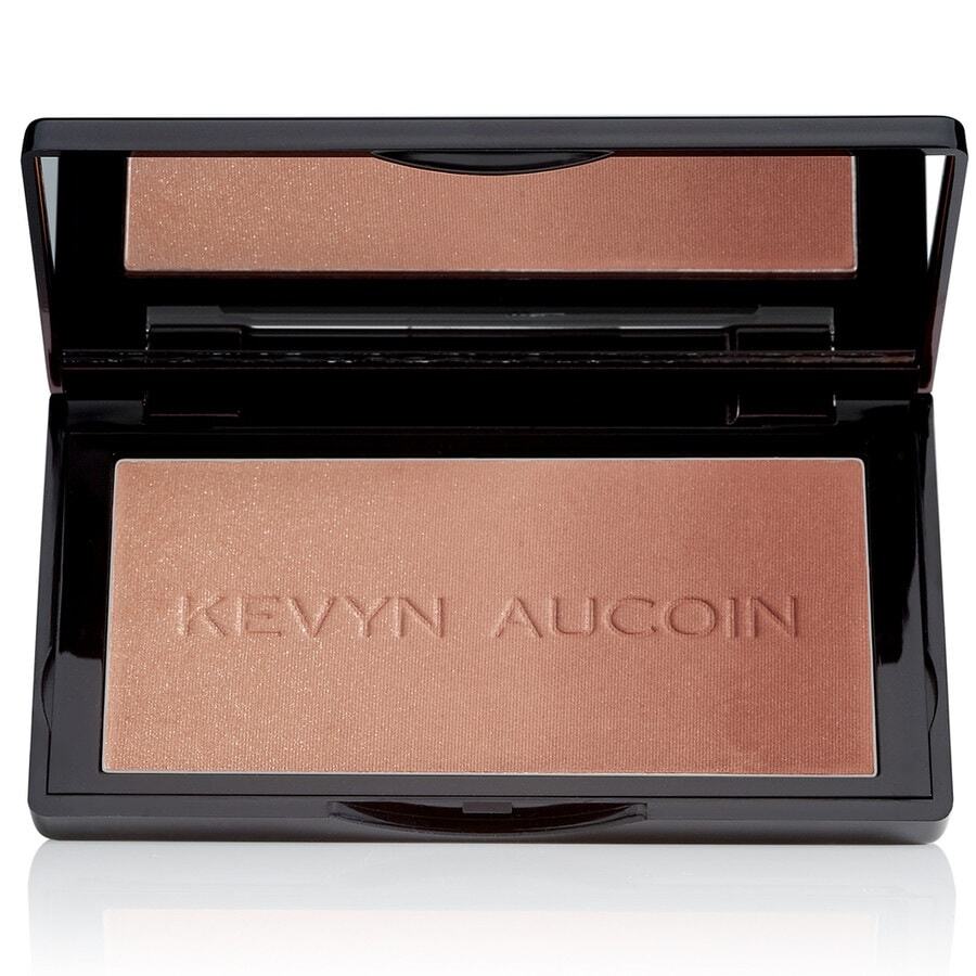 Kevyn Aucoin Pflege