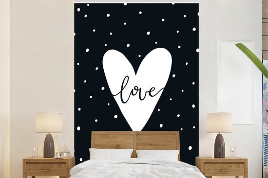 Nr1Wallpaper Behang - Fotobehang Kinderillustratie van een hart met stippen en de quote Love - Breedte 200 cm x hoogte 300 cm