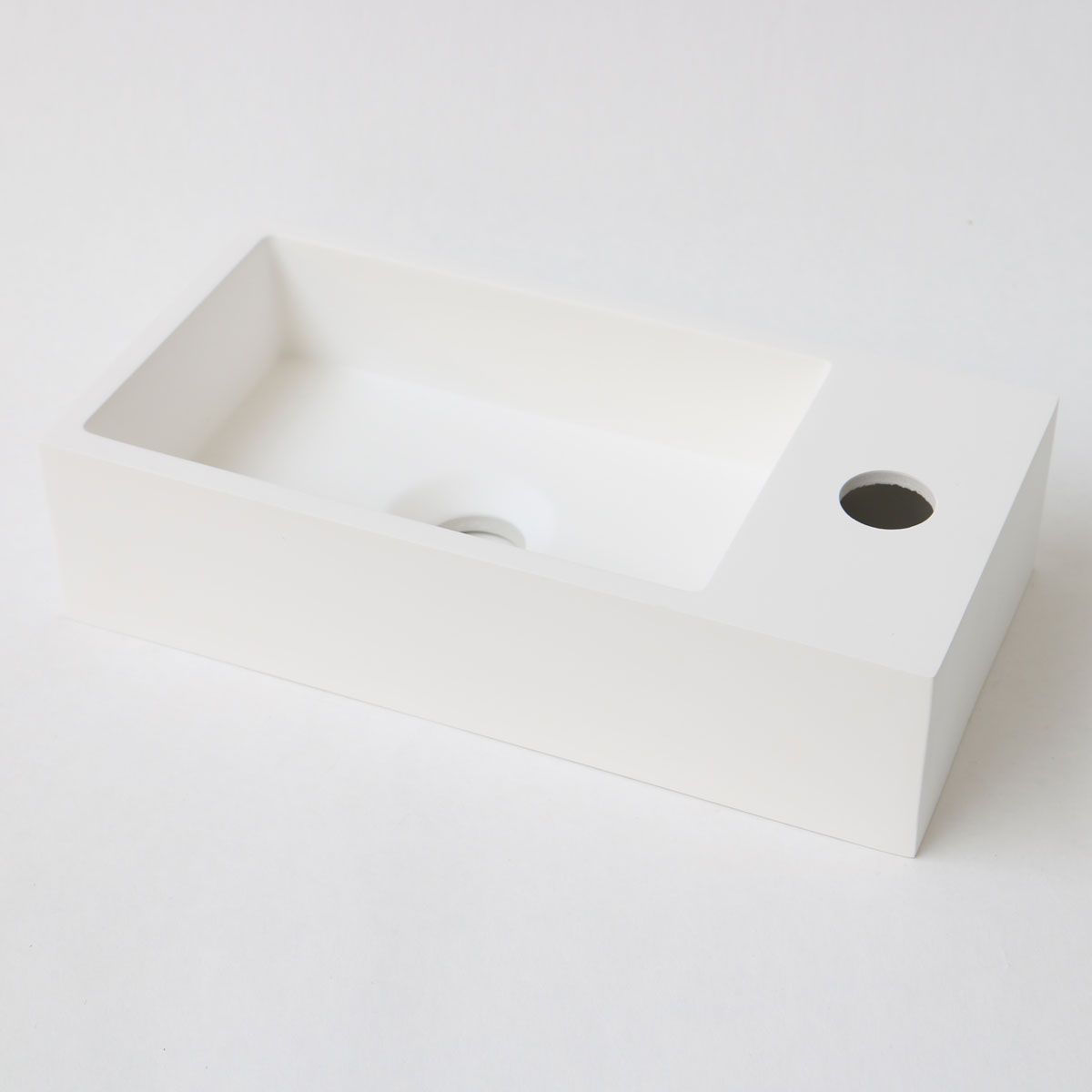 Ink Fontein Versus Rechthoek Rechts 36x18x9cm Polystone Mat Wit 1 Kraangat