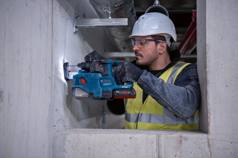 Bosch GBH 18V-22 PROFESSIONAL SDS-plus Cordless Rotary Hammer Drill - 0611924000