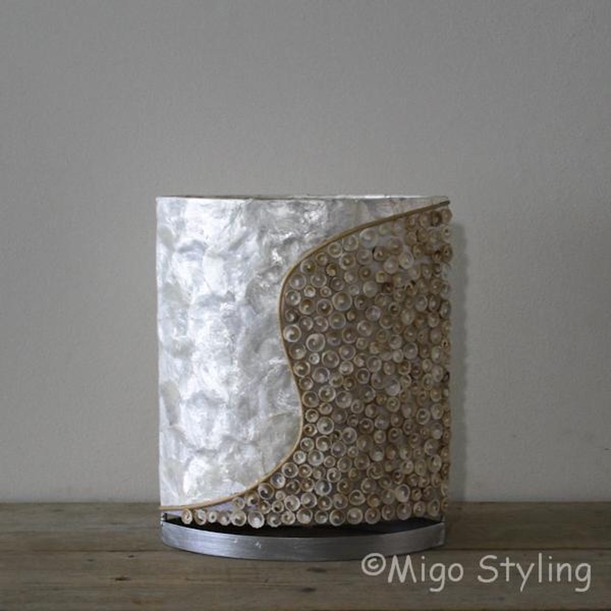 Migo Styling Tafellamp-Schelp-Slaapkamer-Woonkamer-E27-Nachtkast lampje-Ovaal-Leeslamp-Bedlamp-Hoog 30 cm