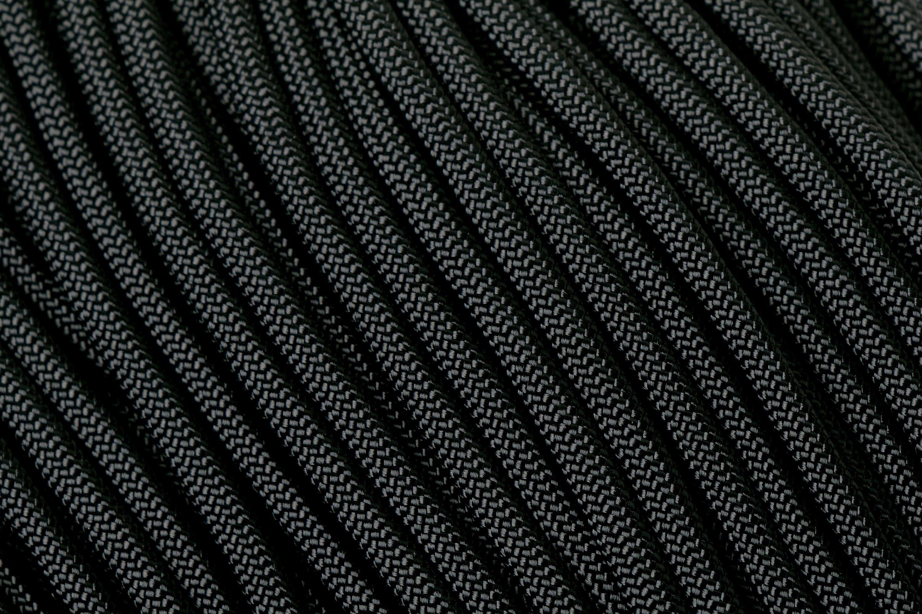 Knivesandtools Knivesandtools 550 paracord type III, kleur: black, 100 ft (30,48 m)