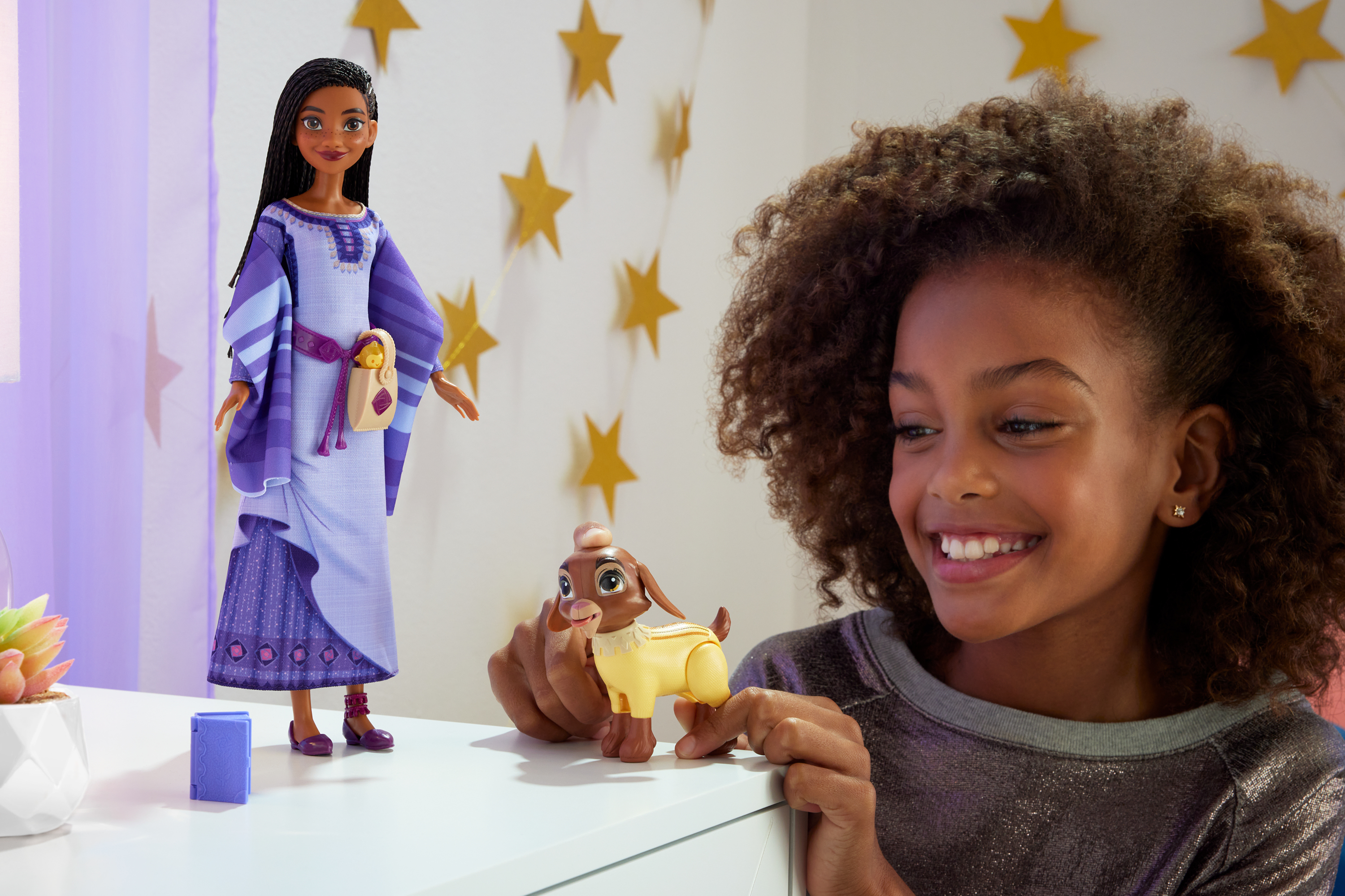 Mattel Disney Wish Asha of Rosas Adventure Pack Fashion Doll