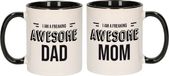 Bellatio Decorations Shoppartners Bv Freaking Awesome Dad en Mom koffiemokken - Cadeau bekers set - voor Papa en Mama - Moederdag en Vaderdag cadeautje