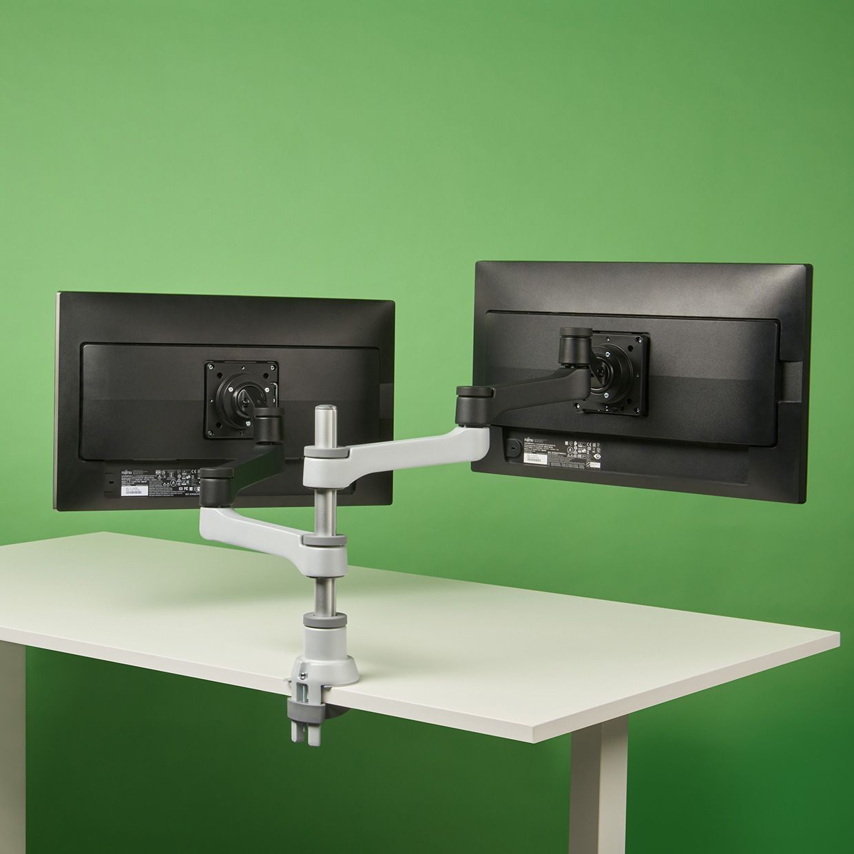R-Go Tools Zepher 4 C2 - Dubbele Monitorarm - Bureaubevestiging - 8kg - Zwart