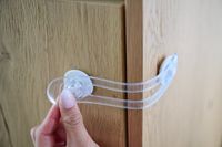 Dooky Veiligheidssluitingen – 2x Transparante Kast & Lade Sluitingen – Kindveilig & Flexibel