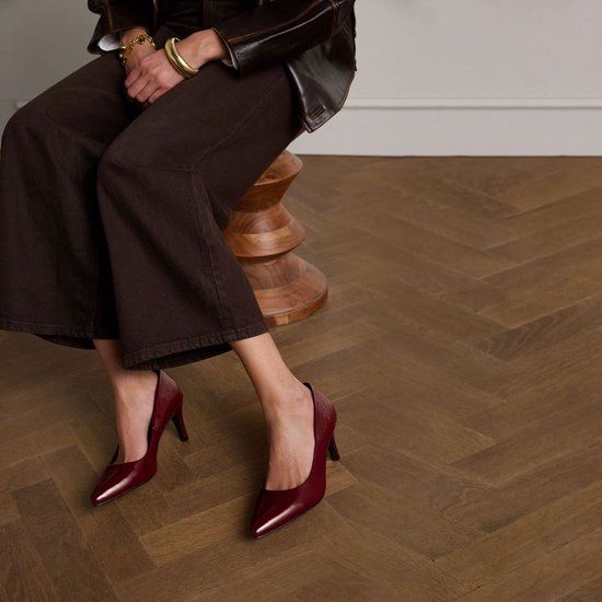 Manfield - Dames - Burgundy lakleren pumps - Maat 42