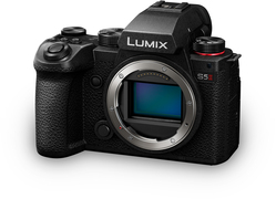 Panasonic S5II