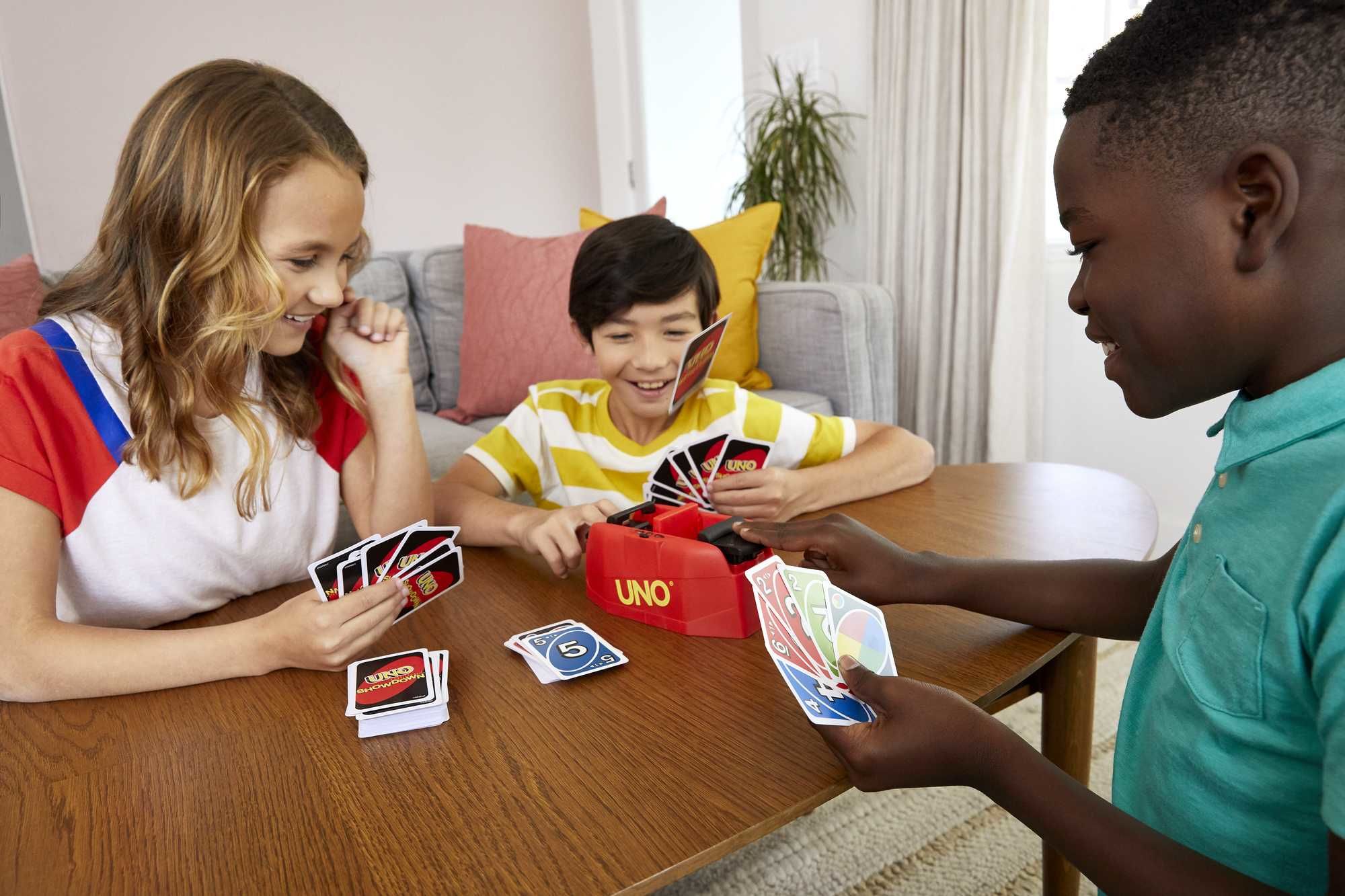 UNO Showdown - Card Game - Mattel Games